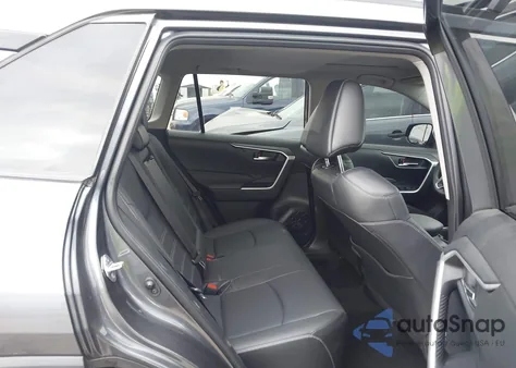 2023 Toyota Rav4 Xle Premium z USA, uszkodzony, nr VIN JTMC1RFV7PD102920